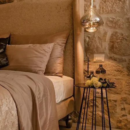 Luxury Studio Eminence In The Old Center Of On Pjaca Square Split