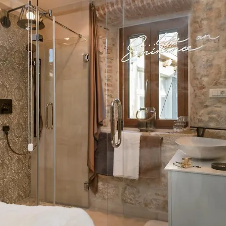 Luxury Studio Eminence In The Old Center Of On Pjaca Square Split