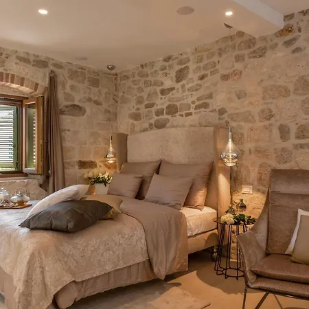 Luxury Studio Eminence In The Old Center Of On Pjaca Square *