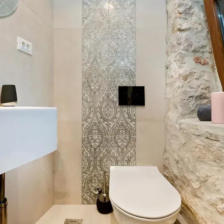 Luxury Studio Eminence In The Old Center Of On Pjaca Square *